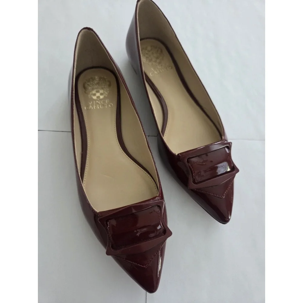 Vince Camuto Patent Leather Flats Women's‎ 8 Old Money Red Buckle Glossy Smart